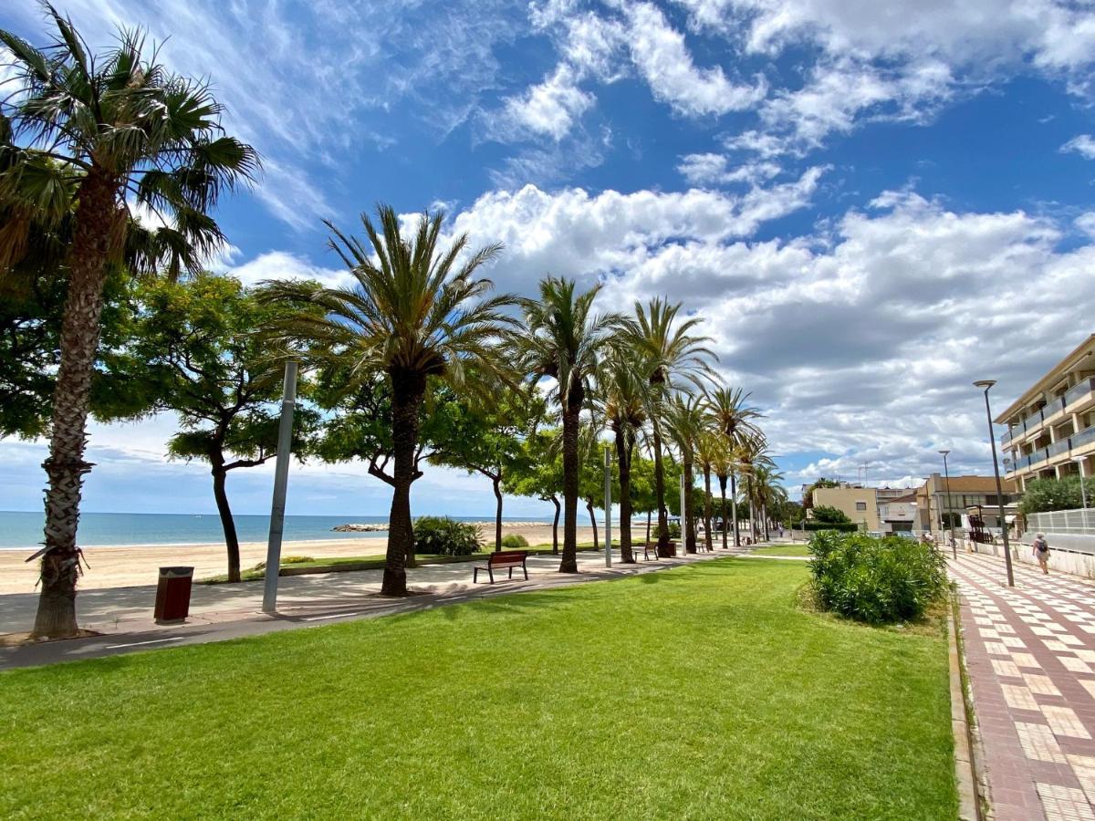 Casa Comoda Delante De La Playa Con Vista Al Mar Cambrils Εξωτερικό φωτογραφία